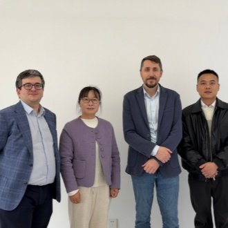 熱烈歡(huān)迎俄羅斯客戶(hù)來我司考察洽